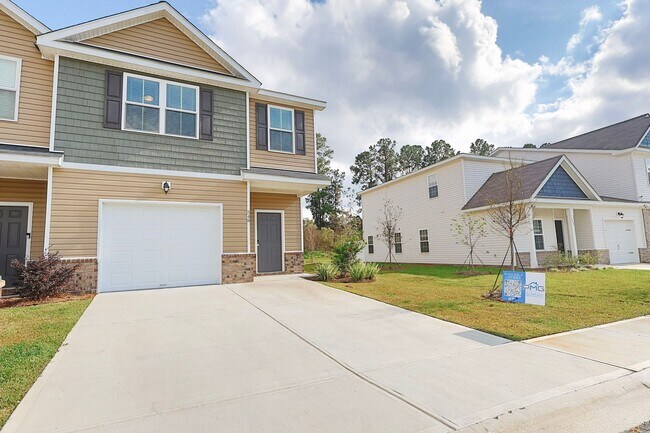 Primary Photo - 568 Gov Treutlen Cir