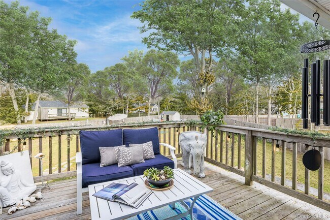 Building Photo - 8 Westerly Ct