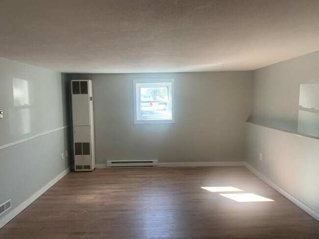 Building Photo - 14 Preble St