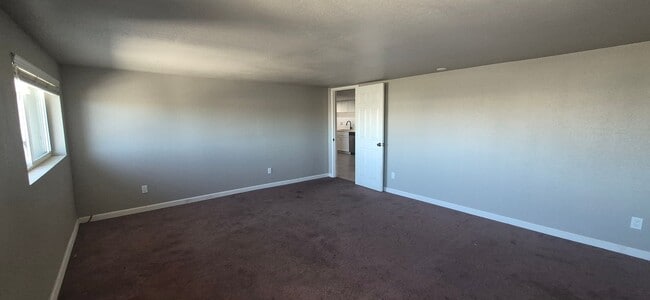 Building Photo - 124 S Porter Rd