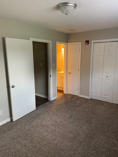 Bedroom 1 - Rand Sylvia