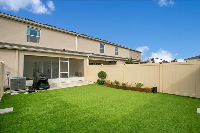 Building Photo - 9006 Pinales Wy