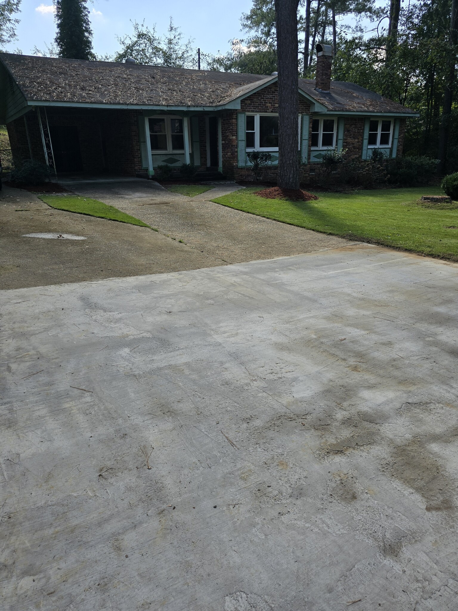 Building Photo - 700 Delverton Rd