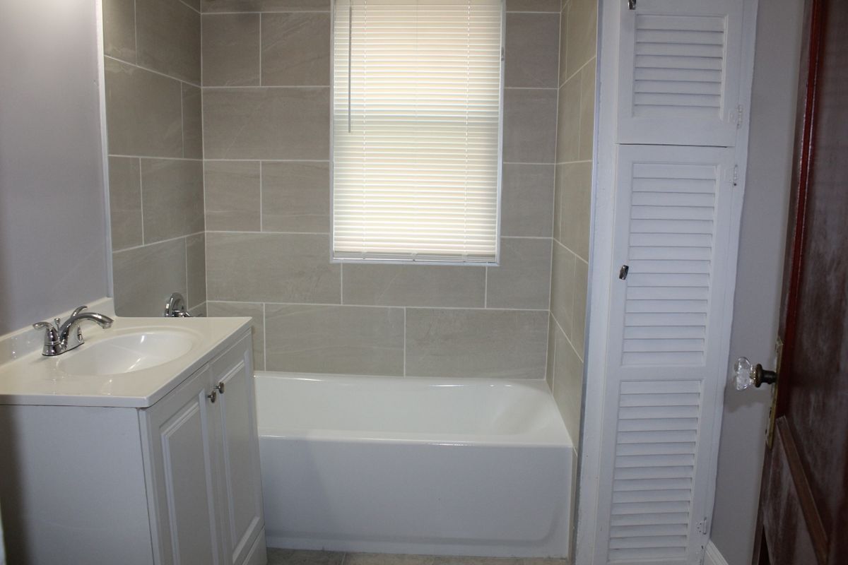 Building Photo - 45 Grandview Terrace