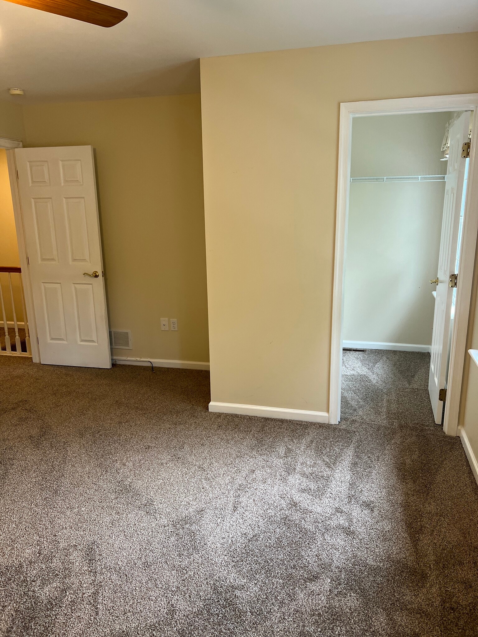 Building Photo - 4171 Kittatinny Dr