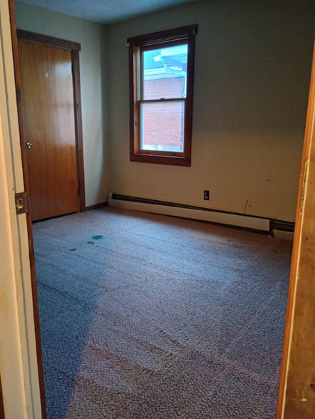 Building Photo - 109 Grand Ave