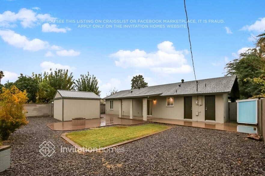 Building Photo - 486 W Gail Dr