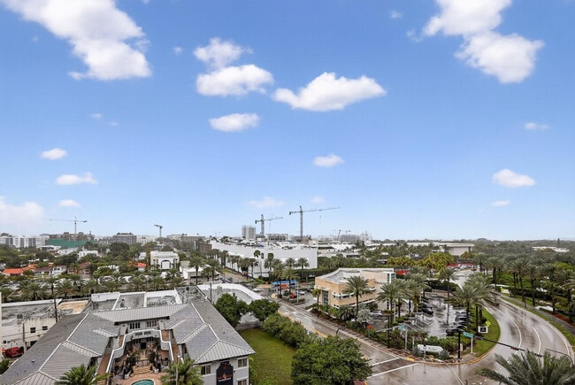 Building Photo - 9595 Collins Ave