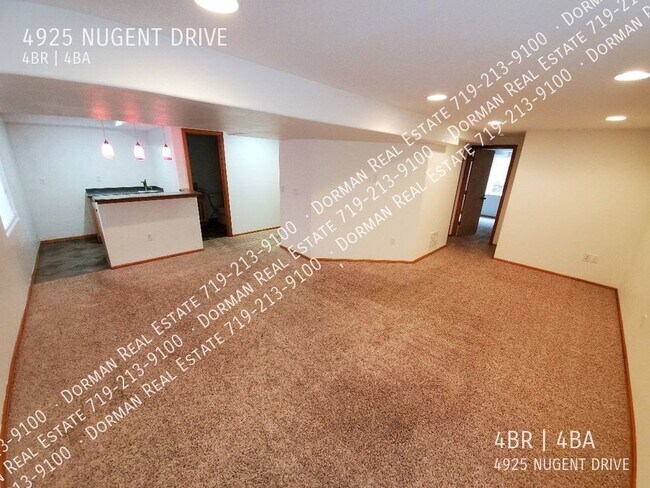 Building Photo - 4925 Nugent Dr