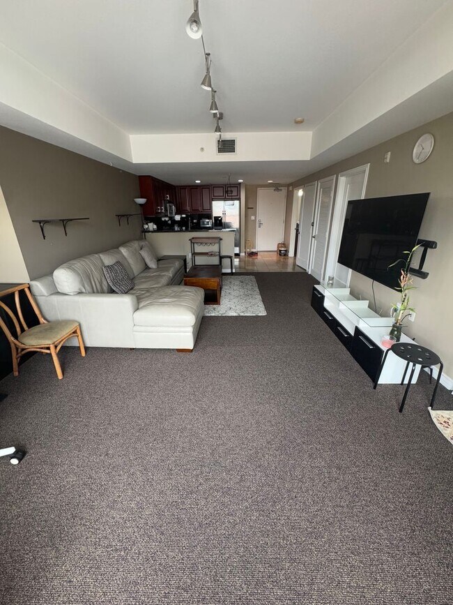 Building Photo - 1BD 1BA Condo in East Village ** MOVE  IN SPECIAL - MOVE IN 6/1/26 - 2 WEEKS FREE RENT**