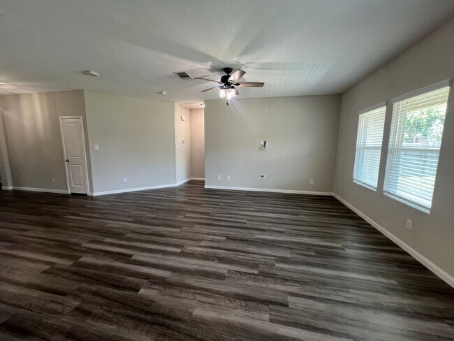 Building Photo - 31657 Nimbus Dr