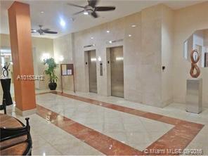 Building Photo - 5825 Collins Ave