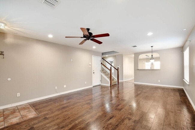 Building Photo - 8975 Scarlet