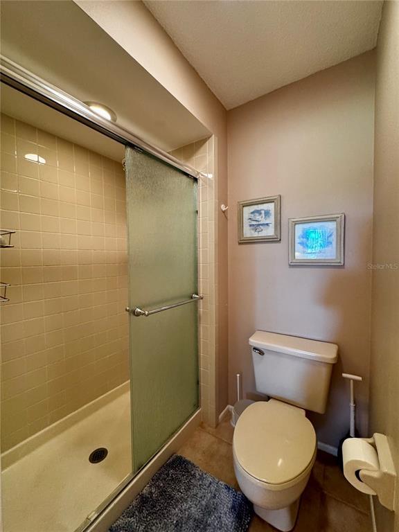 Building Photo - 4644 Weybridge St