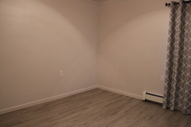 Building Photo - Cozy 1 Bedroom Apartment in Heart of Fort ...
