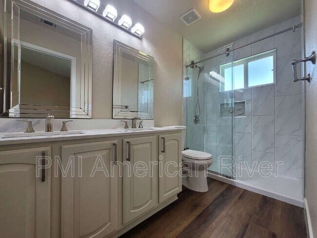 Building Photo - 461 Ebi Way