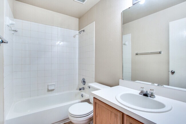 Building Photo - 612 Arrowood Pl