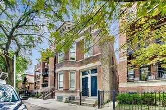 Building Photo - 2330 N Greenview Ave