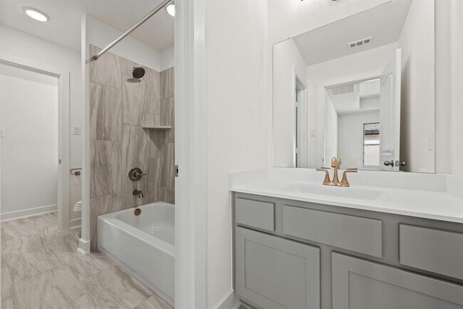 Building Photo - 2722 Sweet Honey Ln