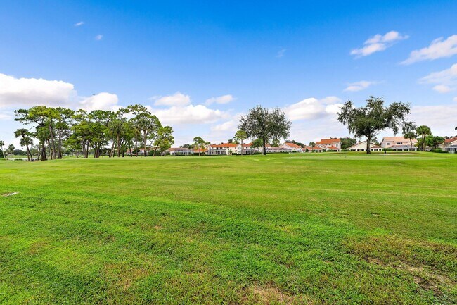 Building Photo - 137 Eagleton Ct