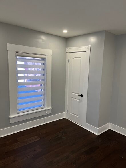 Building Photo - 114 Tenney St