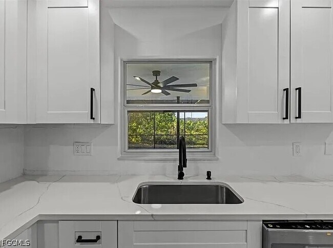 Building Photo - 3322 Savage Rd