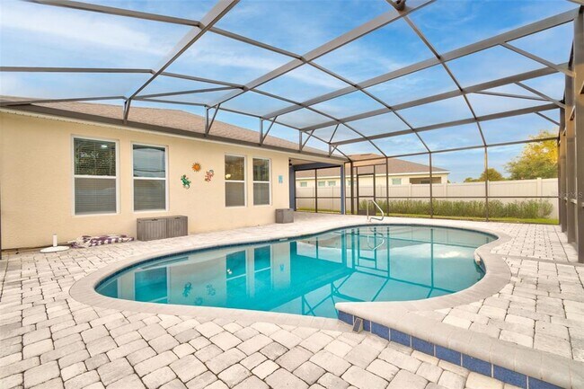 Building Photo - 413 Halter Dr