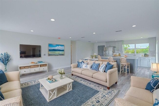 Building Photo - 583 FL-559