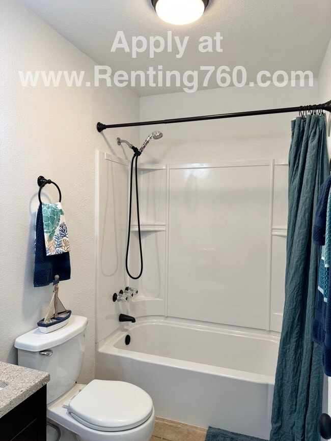 Building Photo - Super Cute Furnished Beach Cottage!