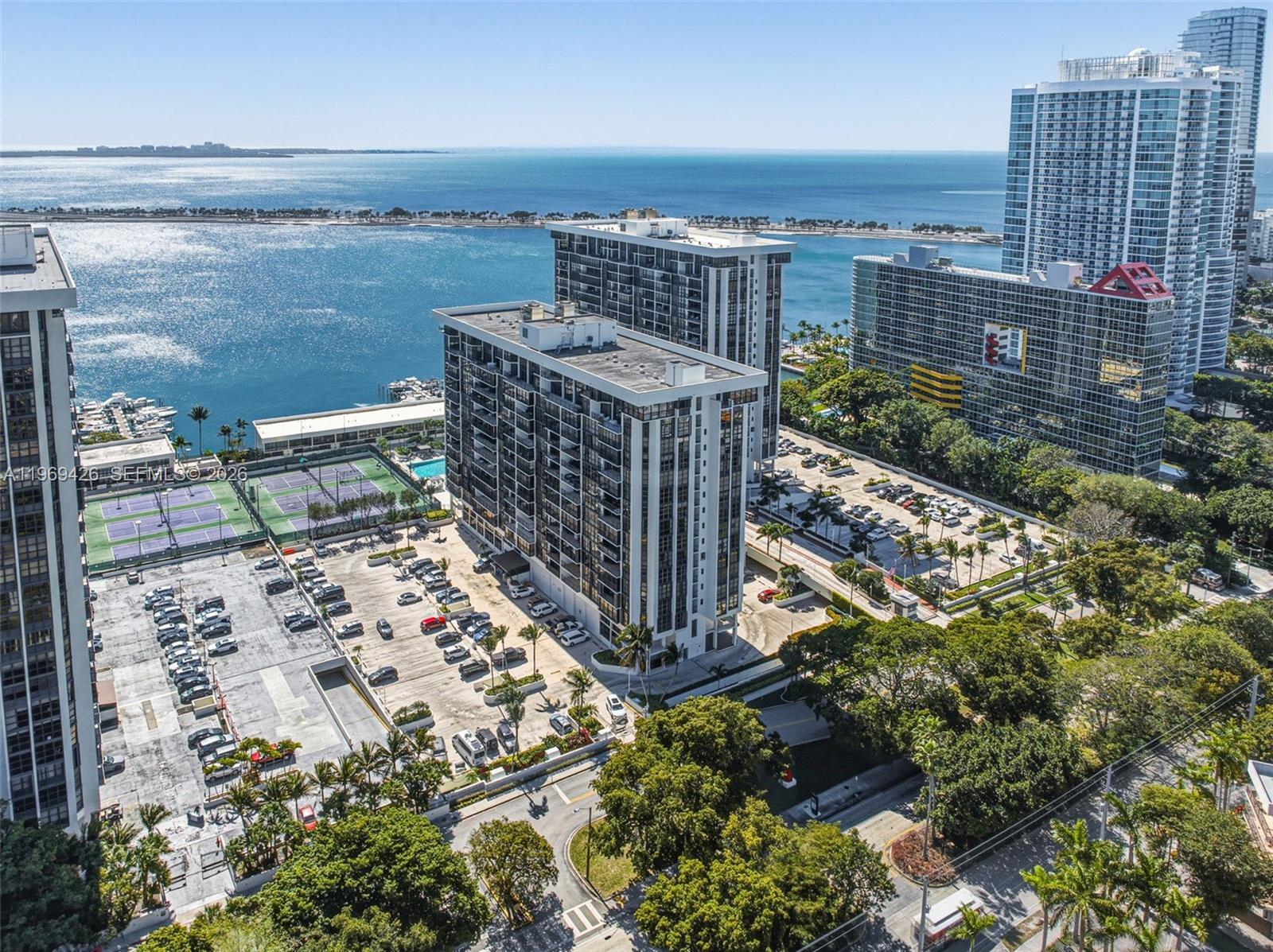 Building Photo - 1915 Brickell Ave