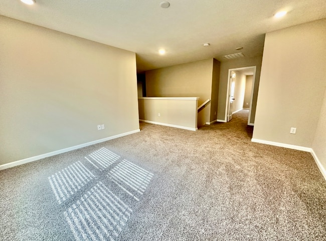 Building Photo - 5344 Orwell Ct