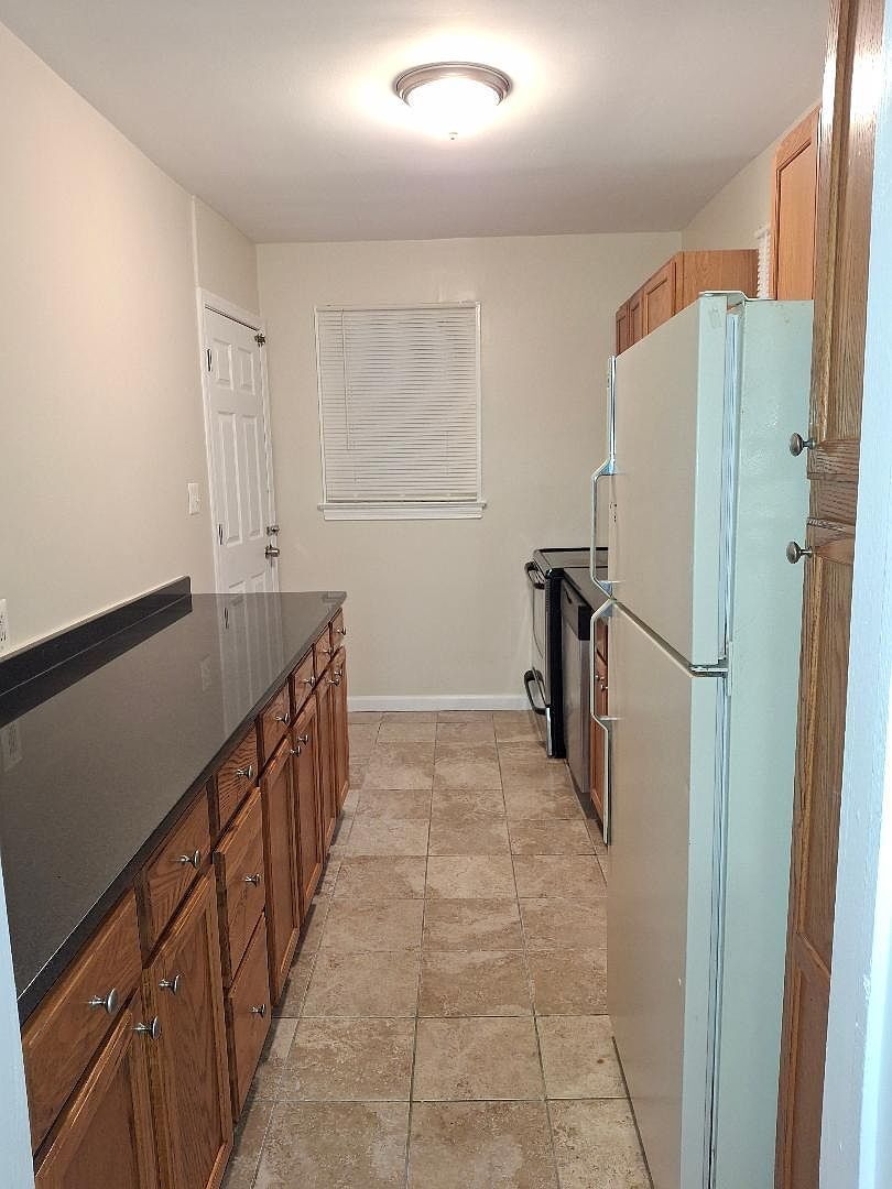 Building Photo - 4408 Ridgecrest Dr