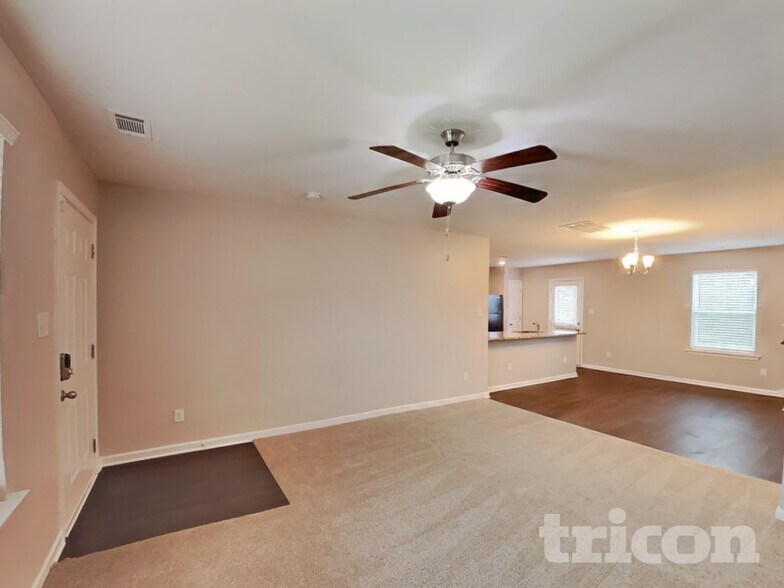 Building Photo - 3412 Vedette Ln