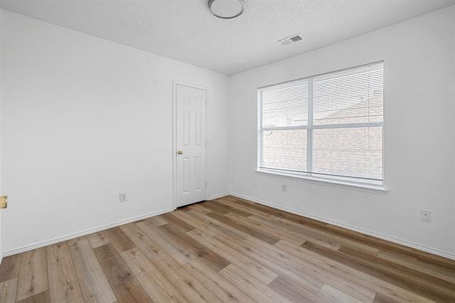 Building Photo - 3944 Willowbend Dr