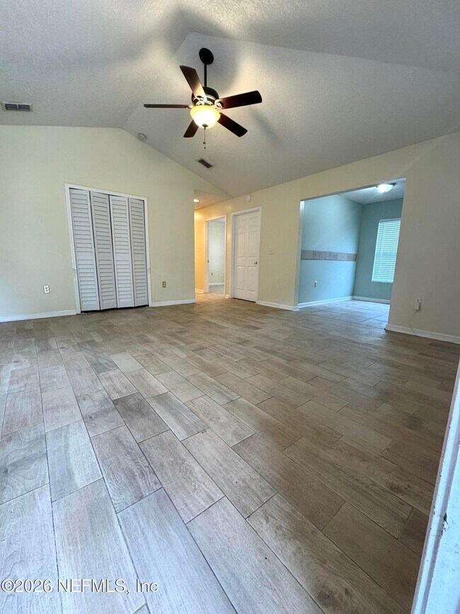 Building Photo - 5227 Bunche Dr