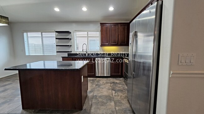 Building Photo - 36243 N Mirandesa Dr