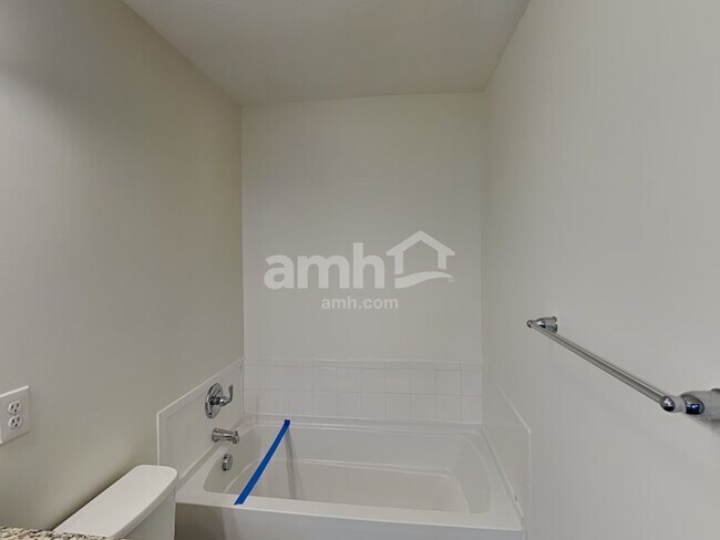 Building Photo - 122 Faulkner Dr