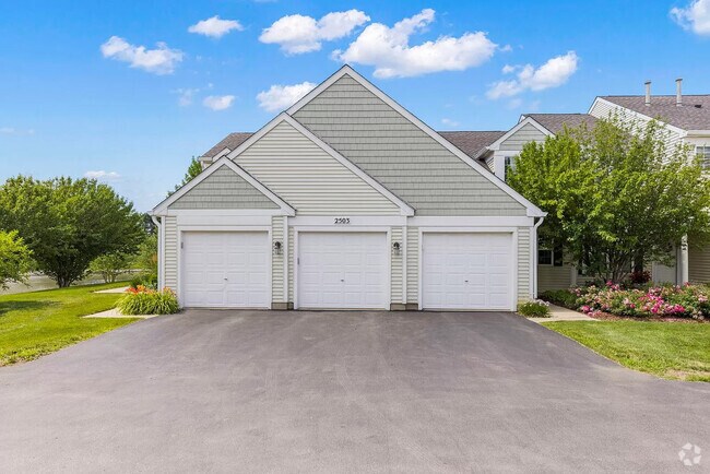 Building Photo - 2503 Sheehan Dr