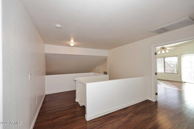 Building Photo - 731 W Melody Ave