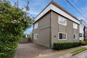 Building Photo - **FREE JUNE RENT**"Spacious 3-Bed Oasis with 2 Full Baths in Prime Seattle Location – 1800 Sq Ft ...