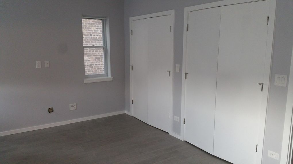 Master Bedroom - 825 S Campbell ave