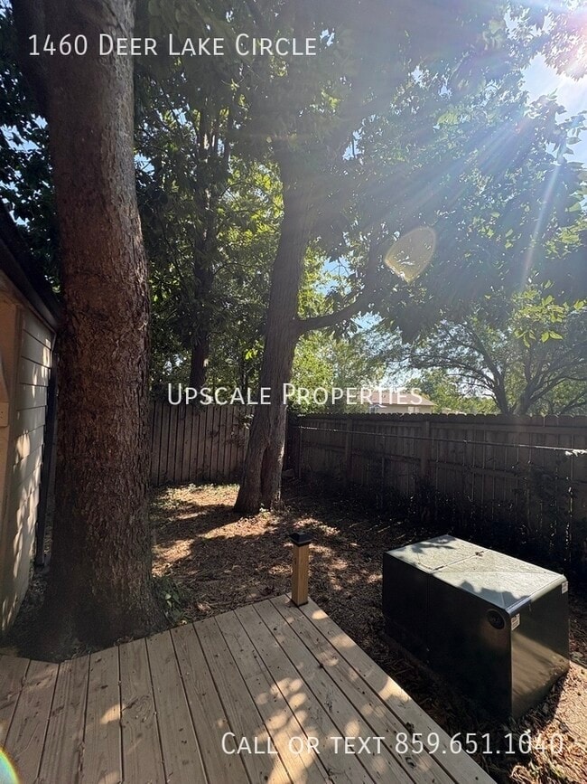 Building Photo - 1460 Deer Lake Cir