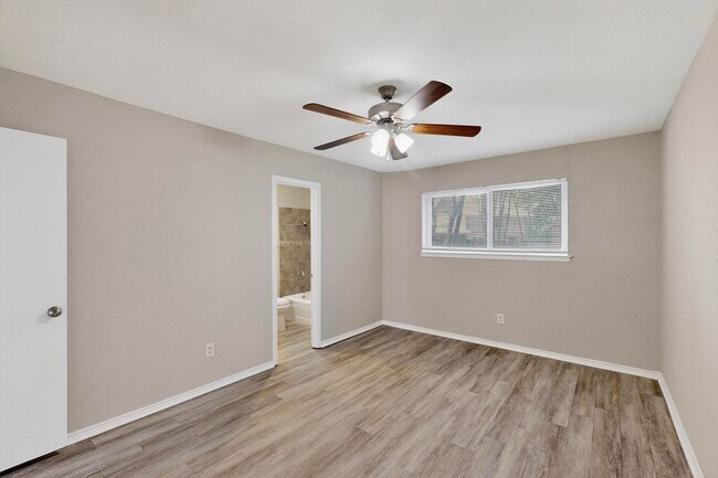 Building Photo - Cozy Living Near Rockwall Lake