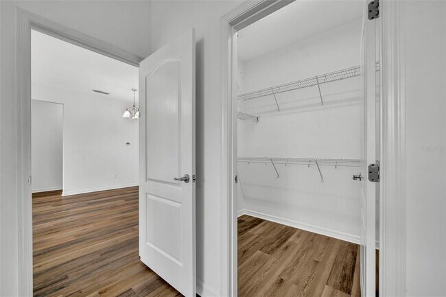 Building Photo - 2628 Balforn Tower Way