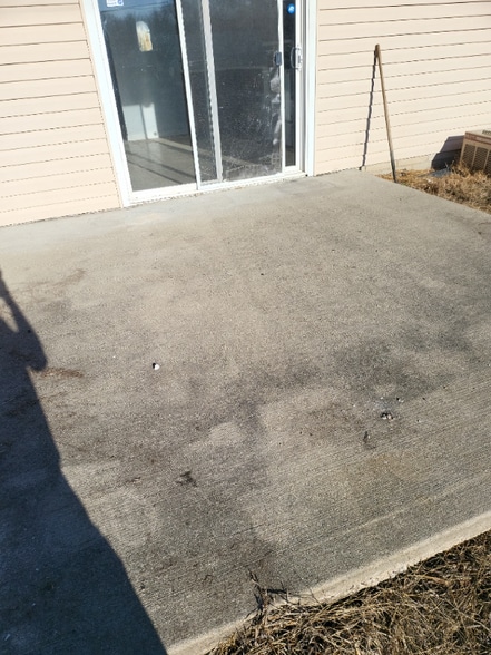 Building Photo - 850 St Bartholomew Dr