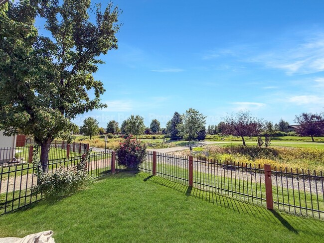 Building Photo - 9753 W Wildbranch Dr