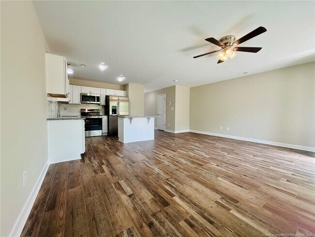 Building Photo - 8107 King Rd