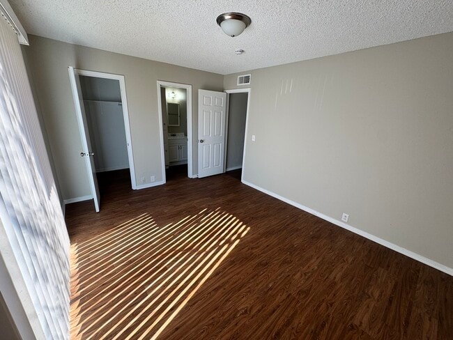 Building Photo - 4809 Houghton Ave