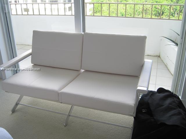 Building Photo - 199 Ocean Ln Dr