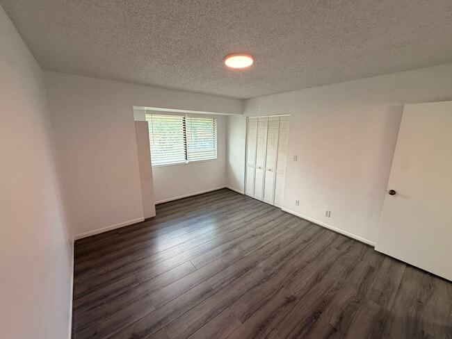 Building Photo - 9825 NW 37th St